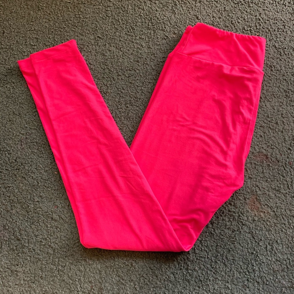 LuLaRoe solid pink leggings